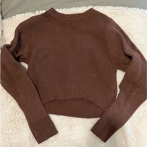 Cropped bown long sleeve shirt